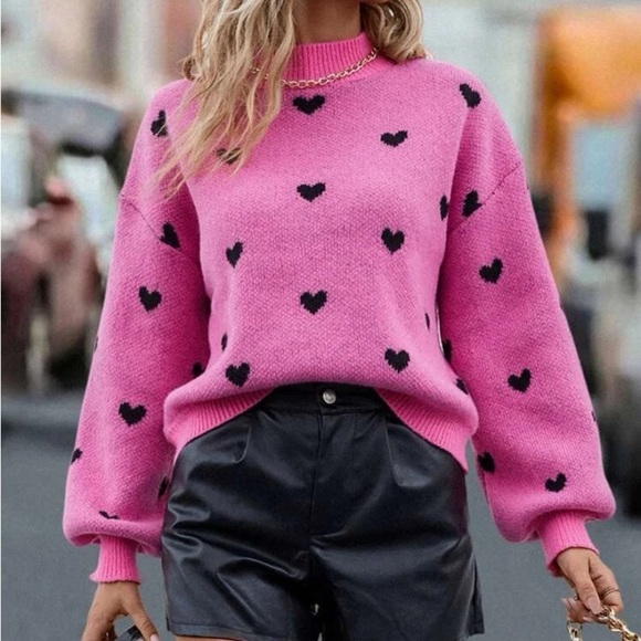 New pink heart print mock neck sweater - Picture 4 of 6